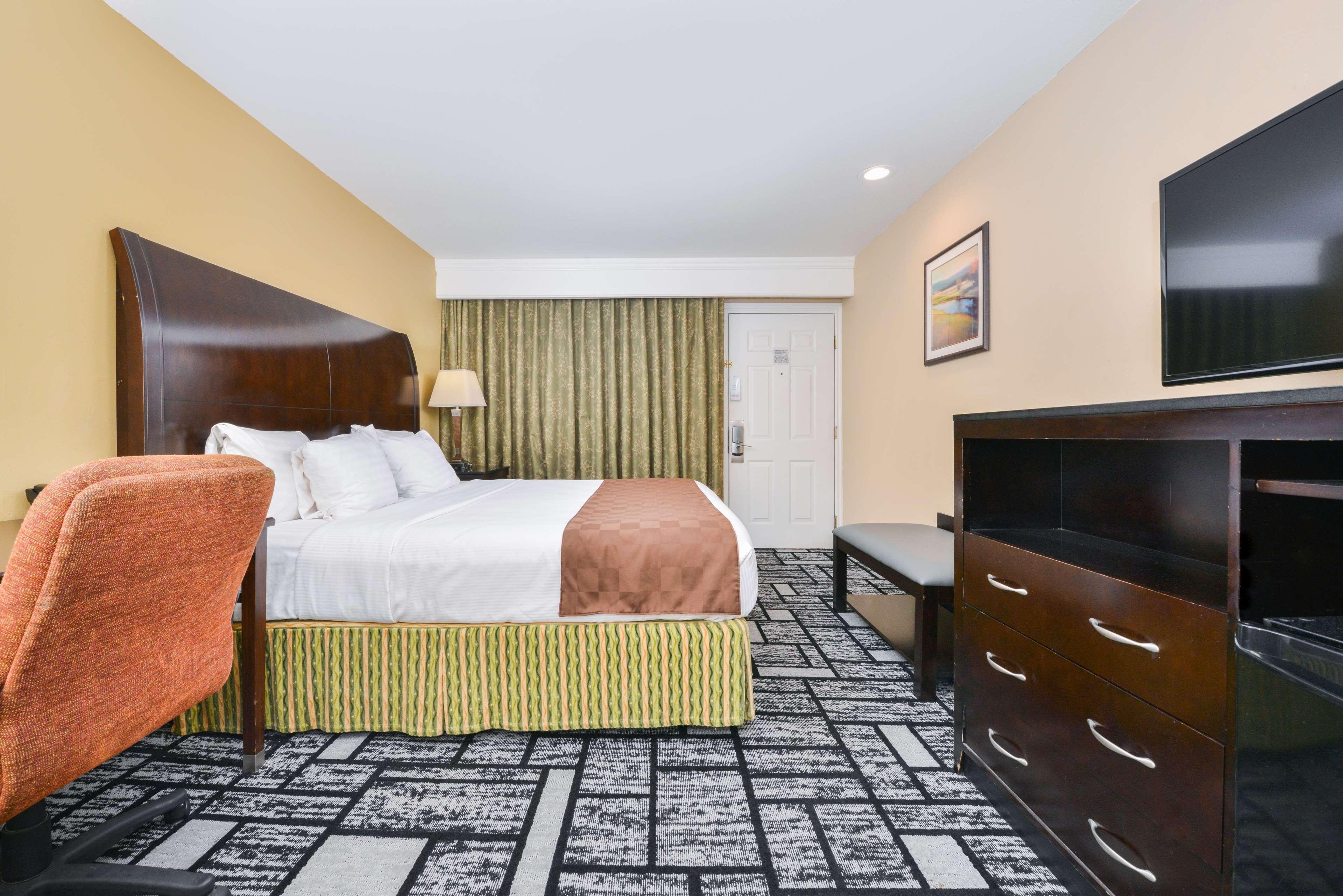 Best Western Plus Meridian Inn&Suites, Anaheim-Orange Bagian luar foto