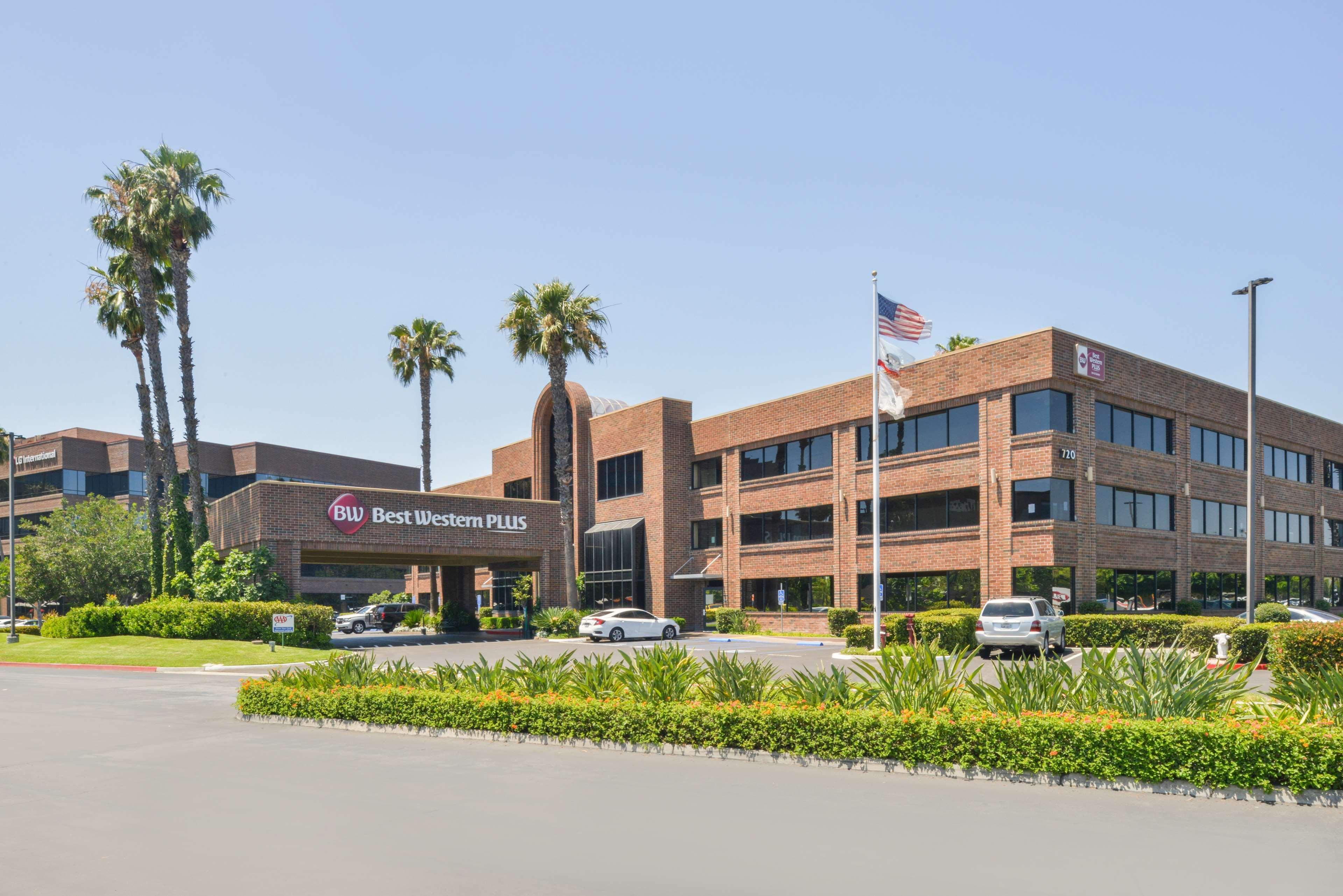 Best Western Plus Meridian Inn&Suites, Anaheim-Orange Bagian luar foto