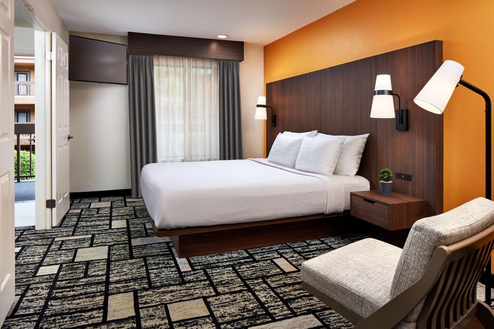 Best Western Plus Meridian Inn&Suites, Anaheim-Orange Bagian luar foto